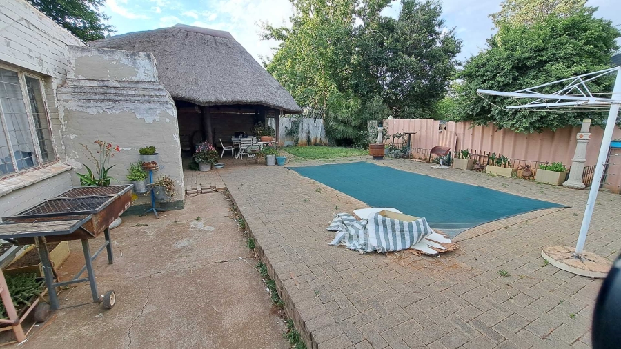 3 Bedroom Property for Sale in Uitsig Free State